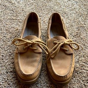 Tan Sperry loafers. Size 7.5.